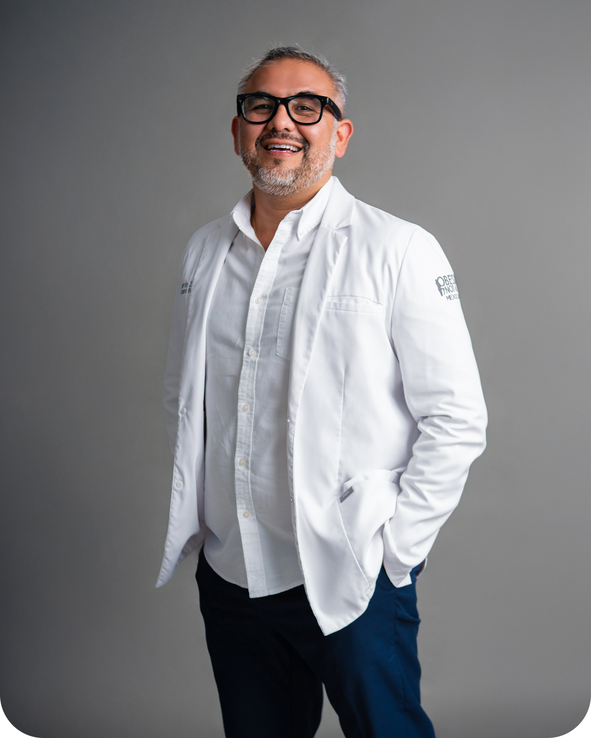 Fotografía del Dr. Zamora